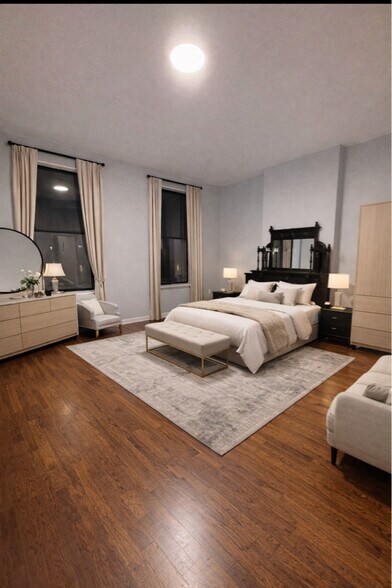 Building Photo - 135 W 130th St