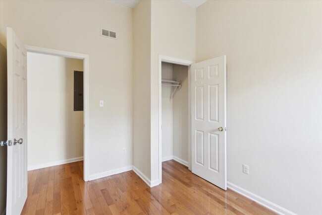 Building Photo - 1519 N 16th St