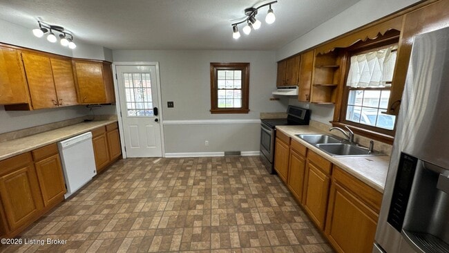 Building Photo - 113 Southview Terrace