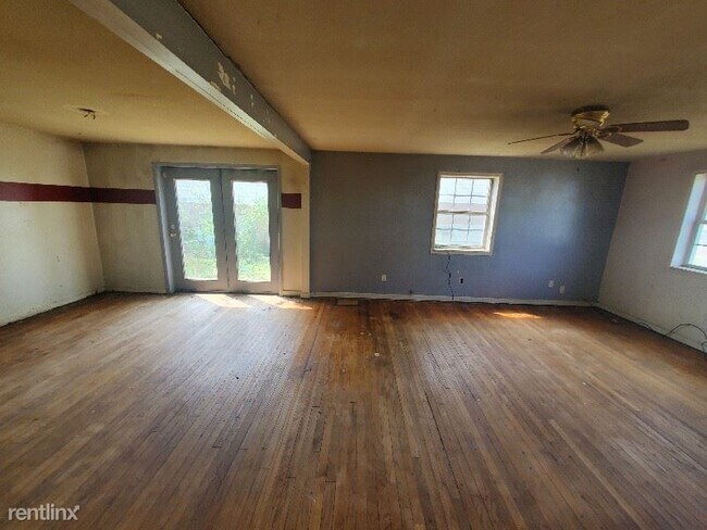 Building Photo - 3 br, 2 bath House - 410 North Branson Street