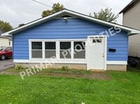 Building Photo - 208-210 1/2 Hartwell
