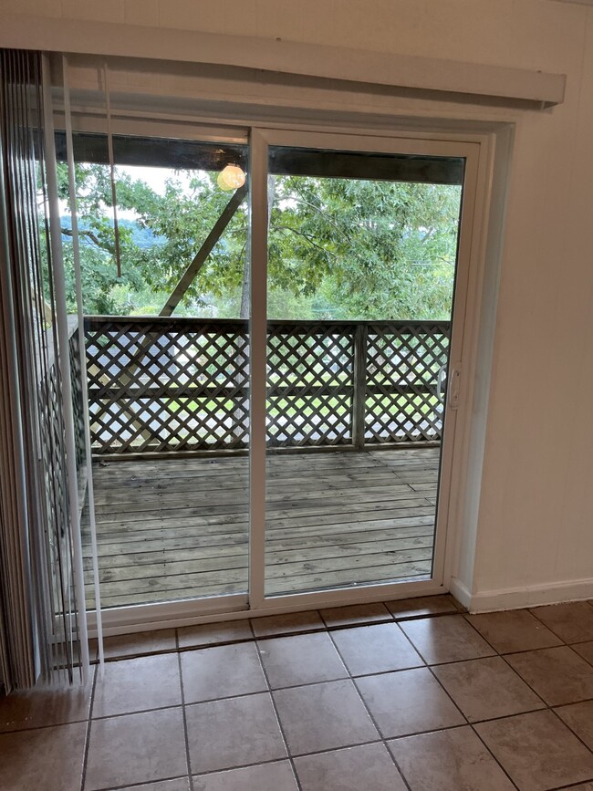 Sliding doors to deck - 519 E Churchwell Ave