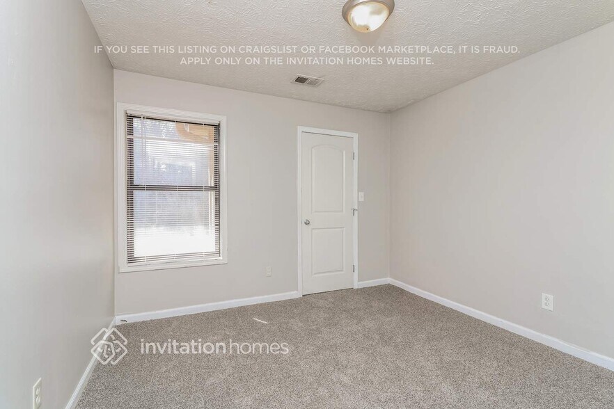 Building Photo - 3085 Palomino Dr