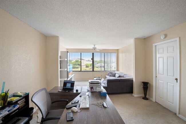 Building Photo - 9783 N Belfort Cir