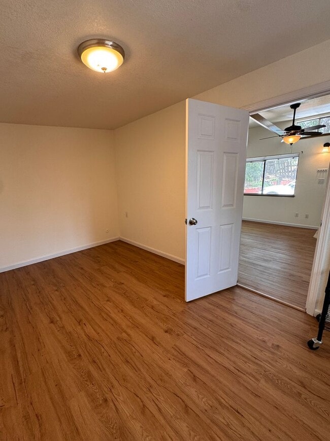 Building Photo - 231 Foresthill Ave