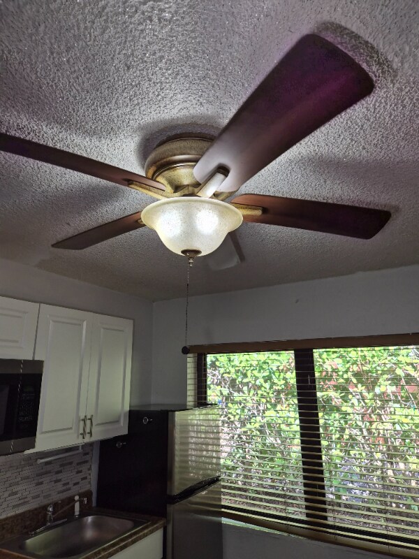 Building Photo - 1715 SW 67th Ct