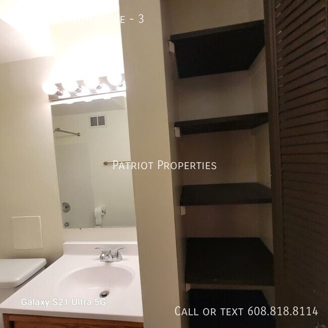 Building Photo - 1222 Severson Dr