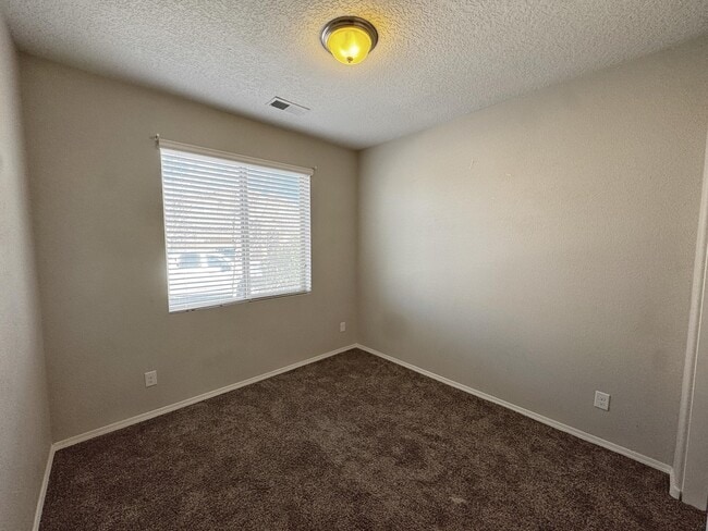 Building Photo - 6732 Oro Valley Rd NW