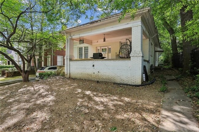 Building Photo - 385 10th St NE