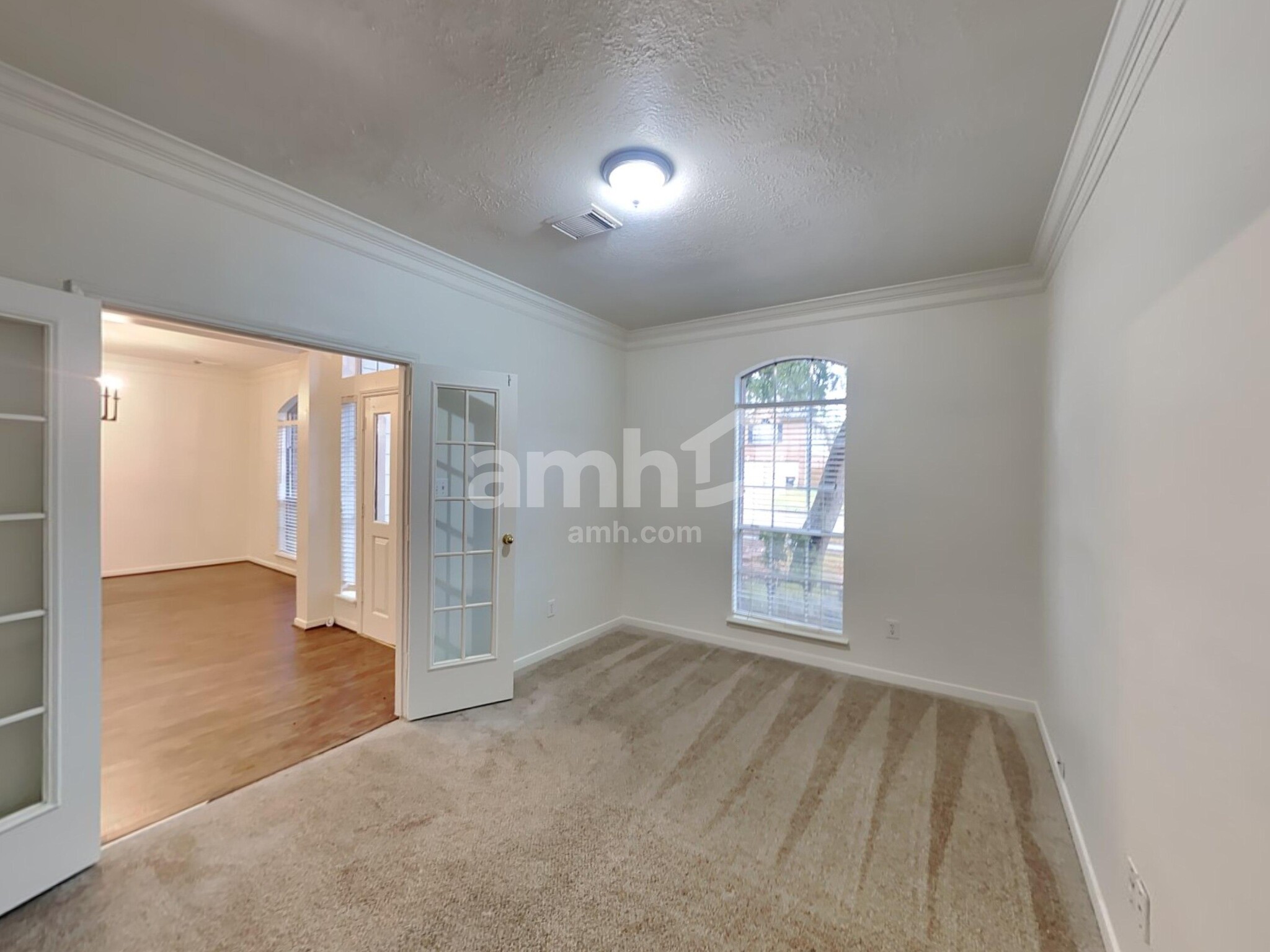 Building Photo - 21027 Deauville Dr