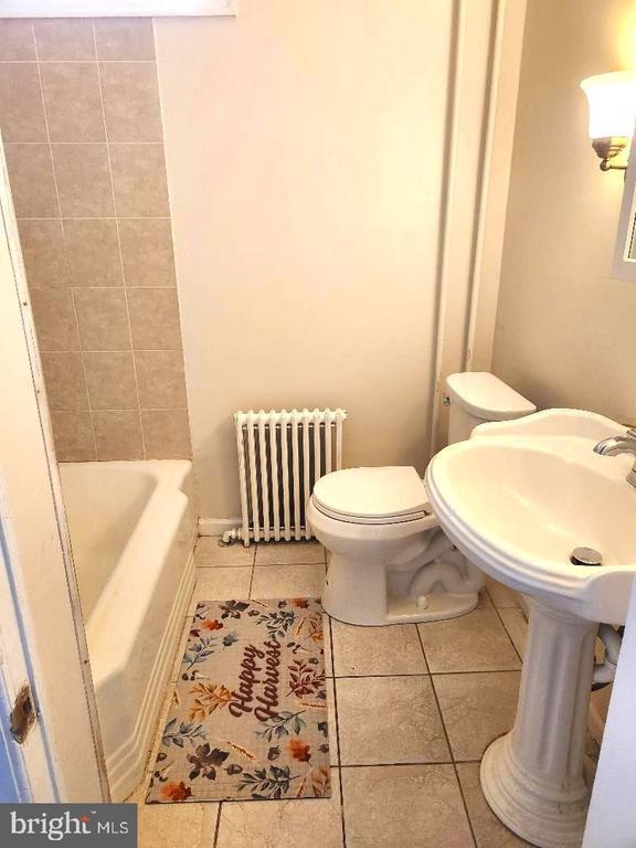 Building Photo - 212 Mulberry St