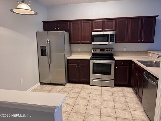 Building Photo - 1841 Biscayne Bay Cir