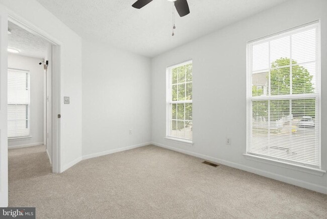 Building Photo - 1806 Watch House Cir N