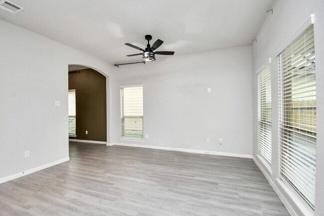 Building Photo - 13426 Merryville Harrogate Ln