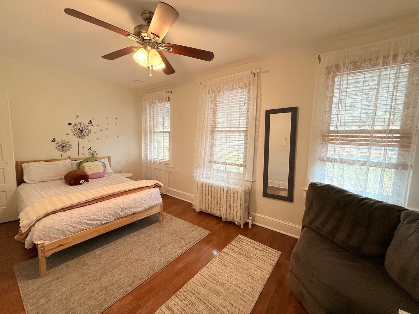 Building Photo - 1403 West Virginia Ave NE