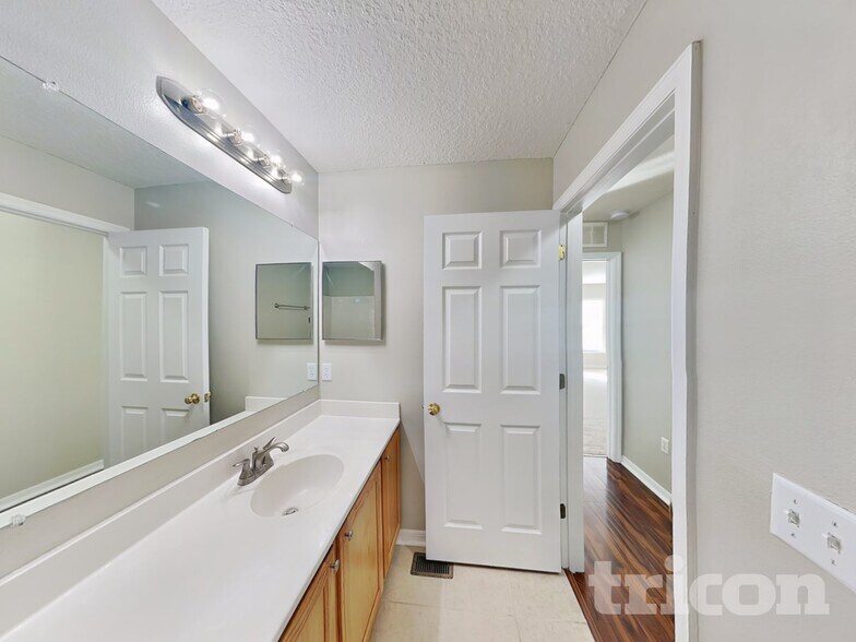 Building Photo - 76589 Longleaf Loop