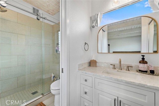 Building Photo - 25211 La Cresta Dr