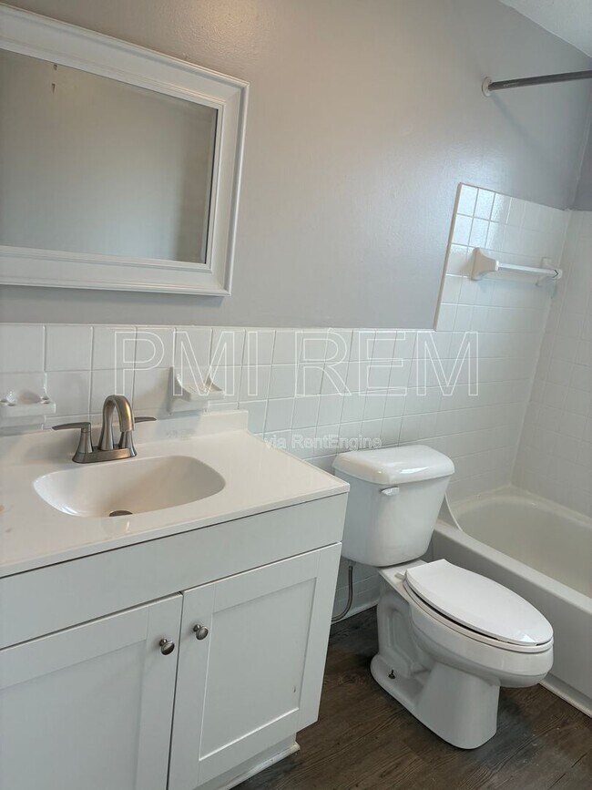 Building Photo - 14233 Triskett Rd