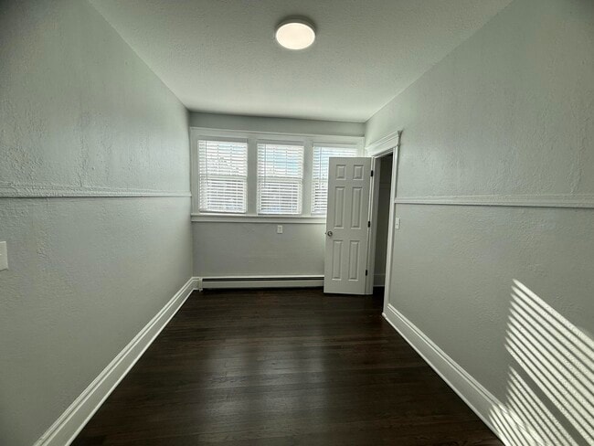 Building Photo - 36465 Main St