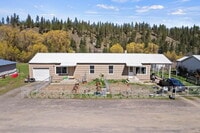 Building Photo - 9322 S Spokane St