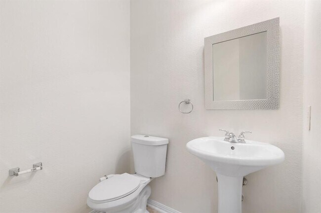 Building Photo - 1345 Becca Teal Pl