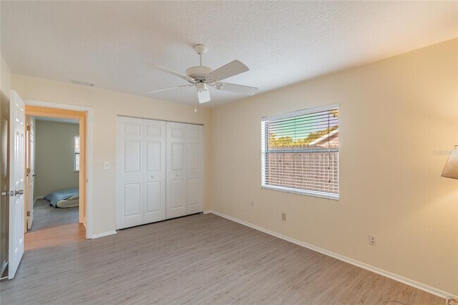Building Photo - 2519 Elderberry Dr