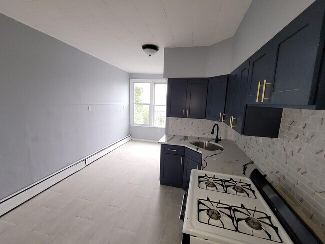 Building Photo - 1700 John F. Kennedy Blvd