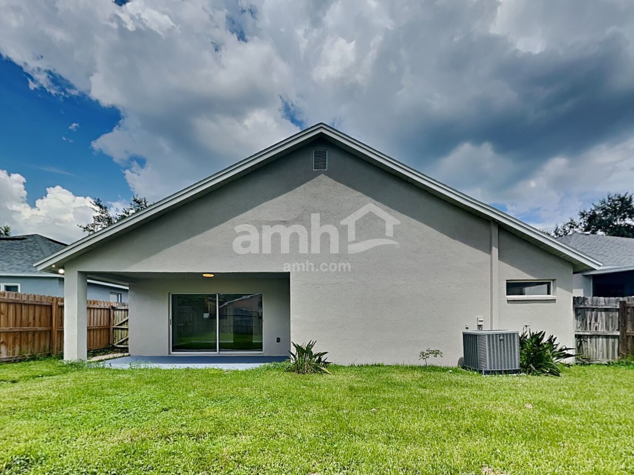 Building Photo - 27501 Sky Lake Cir