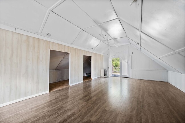 Building Photo - 139 Nantachie Dam