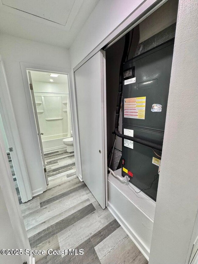 Building Photo - 789 Walnut Dr