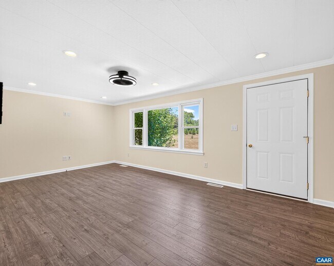 Building Photo - 625 S Spotswood Trail