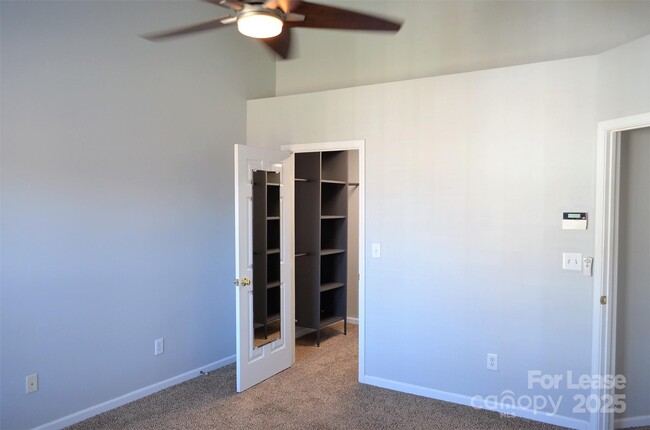 Building Photo - 16217 Peachmont Dr