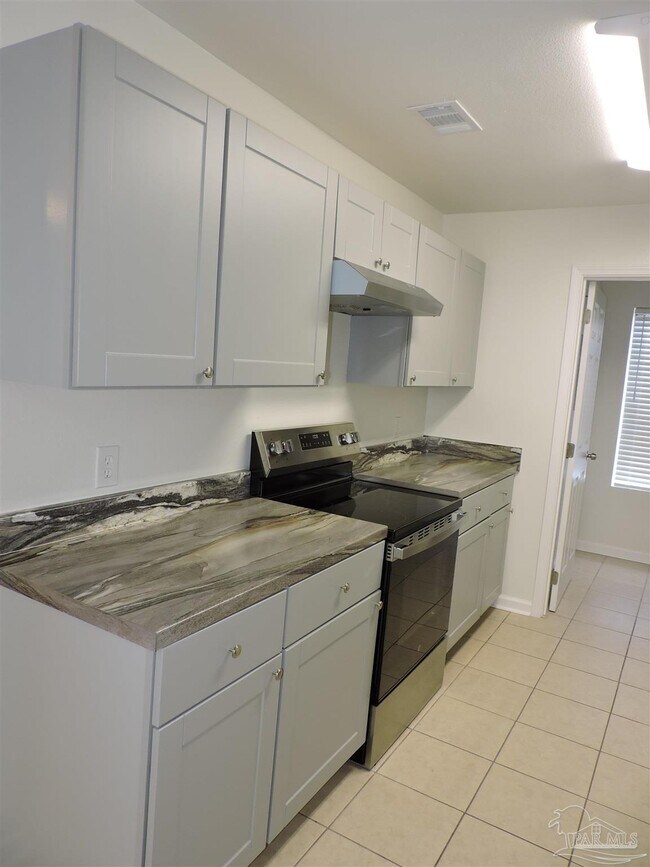 Building Photo - 9725 US-98