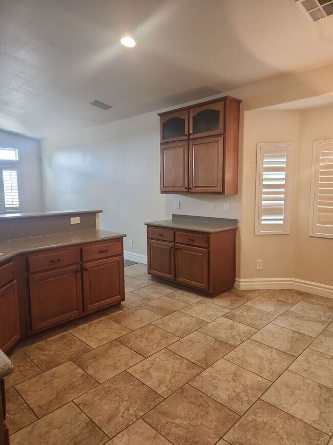 Building Photo - A Stunning 4 Bedroom Home with a Sparkling Pool