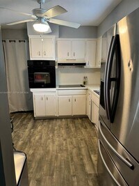 Building Photo - 4820 SW 11th Ct