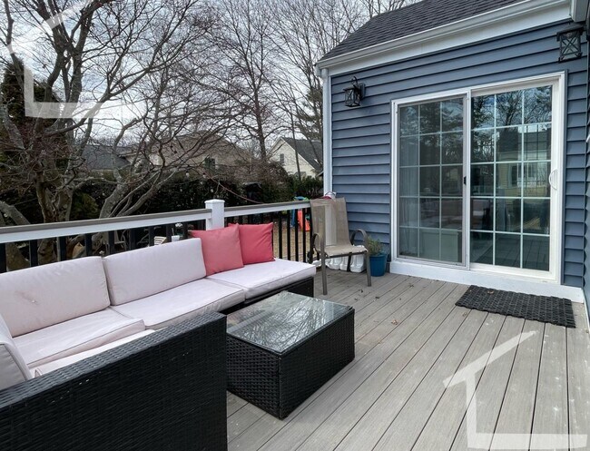 Building Photo - Gorgeous Newton Highlands Single Family 5 Bed/2 Bath for August, 2026