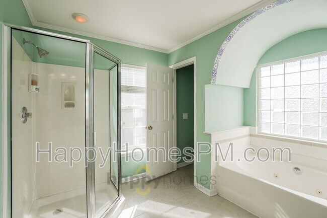 Building Photo - 941 Clearspring Dr