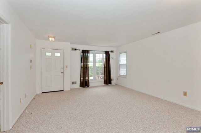 Building Photo - 1428 Westgate Dr