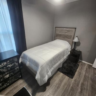 Building Photo - 1447 N Boston Ave