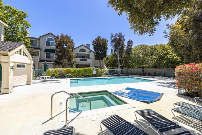 Building Photo - 2309 Hastings Shore Ln