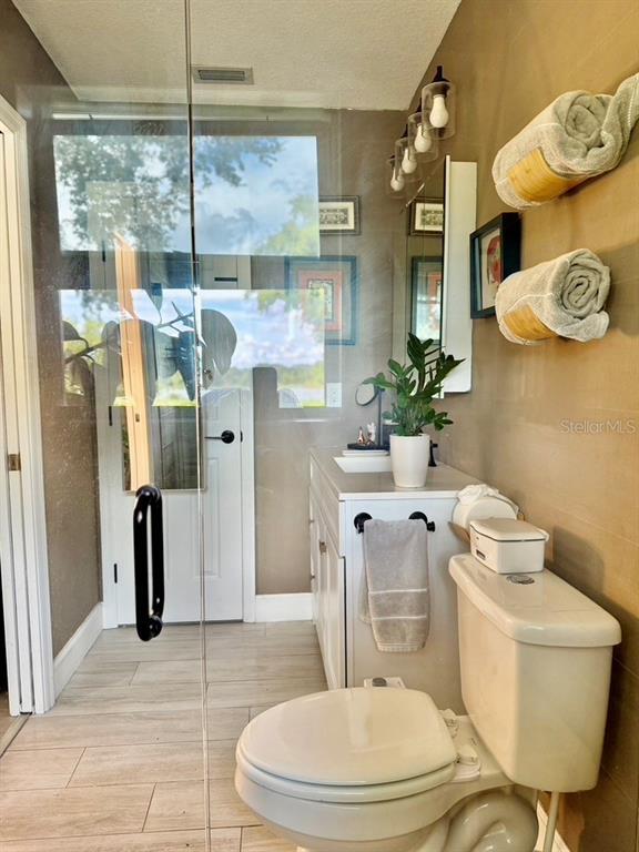 Building Photo - 1815 Barker Dr