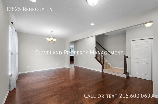 Building Photo - 32825 Rebecca Ln