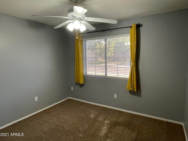 Building Photo - 2702 S Ananea