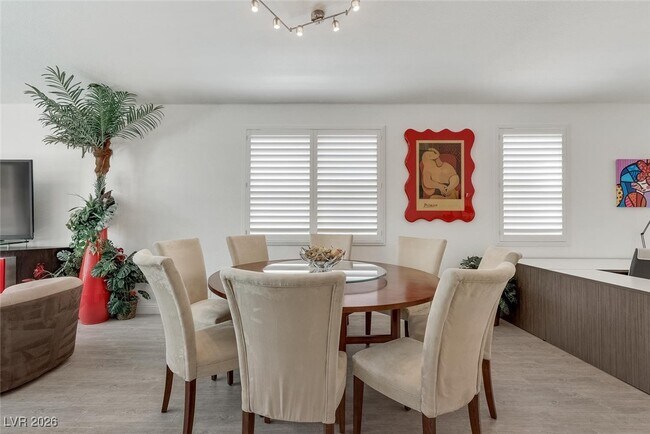 Building Photo - 1404 Sun Copper Dr