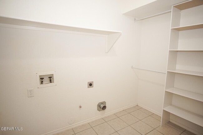 Building Photo - 3037 Tierra Agave Dr