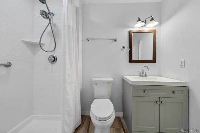 Building Photo - 638 S Youngfield Ct