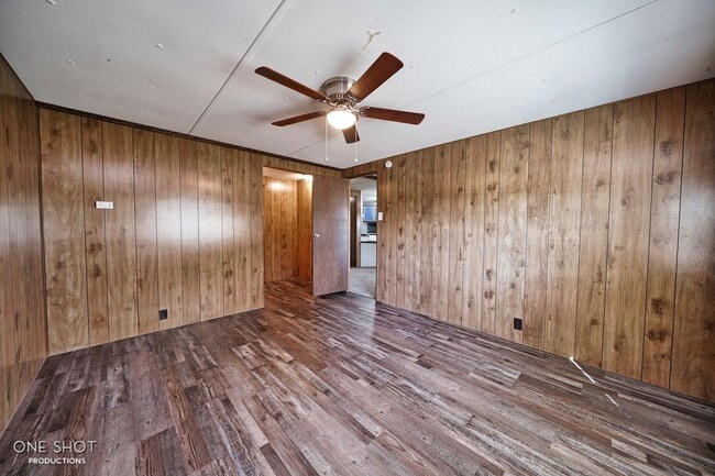 Building Photo - 156 Mulberry Rd
