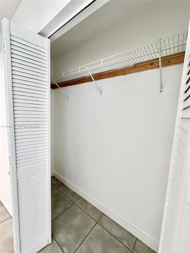 Building Photo - 750 NE 64th St