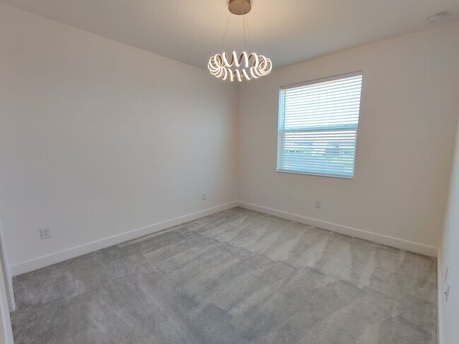 Building Photo - 32792 Tree of Life Ave