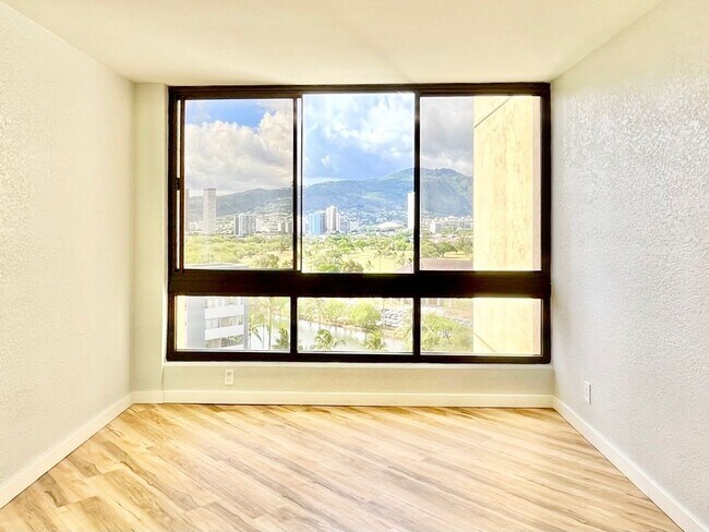 Building Photo - 300 Wai Nani Way